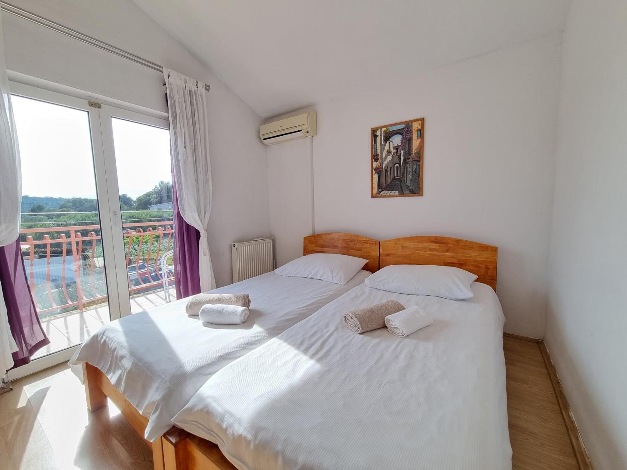 Rooms Slavica Okrug Gornji Zimmer foto